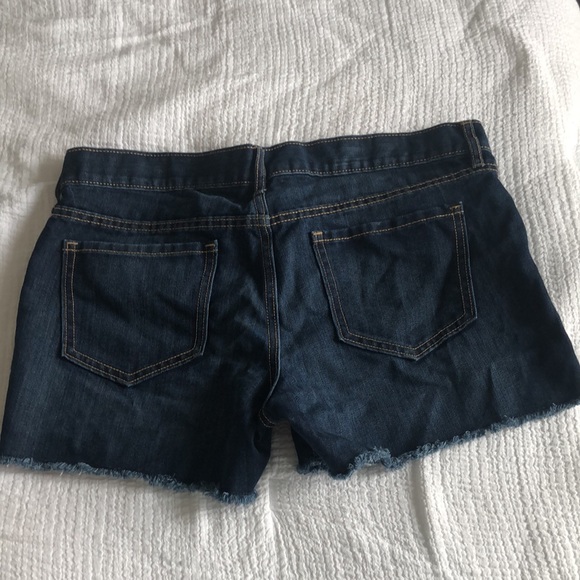 Old Navy cut off jean shorts size 10 - Picture 4 of 4